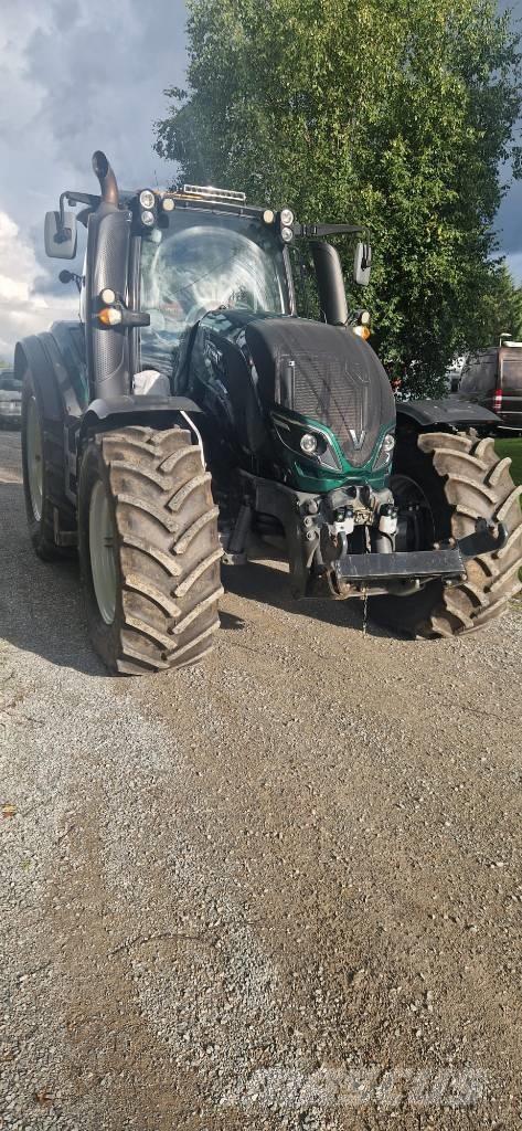 Valtra T194 versu Traktoren