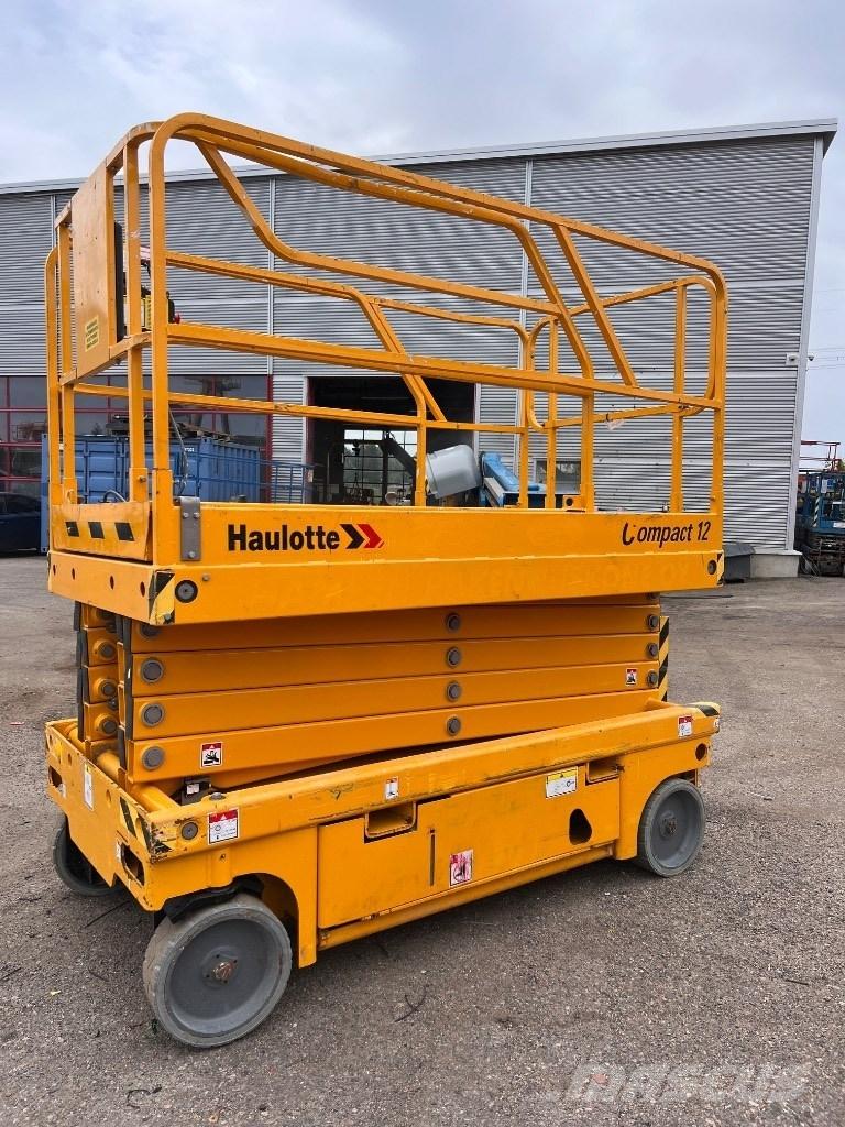 Haulotte Compact 12 Scheren-Arbeitsbühnen