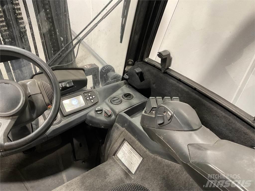CAT EP35N Elektro Stapler