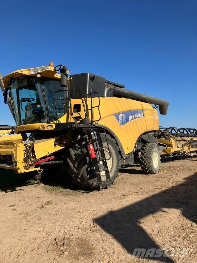 New Holland CX 8080 Mähdrescher