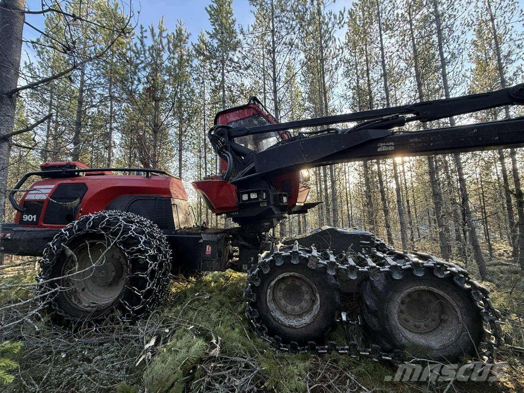 Komatsu 901 Harvester
