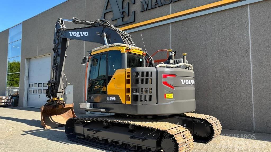 Volvo ECR 235 E Raupenbagger