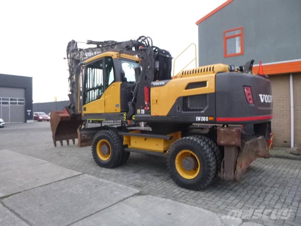 Volvo EW 210 D Mobilbagger