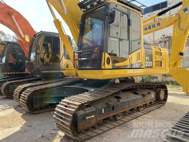 Komatsu PC 220-8 Raupenbagger