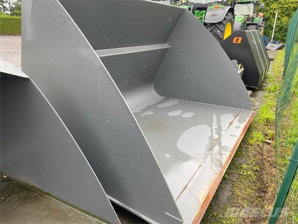 Kramer 2500 mm Frontladerzubehör