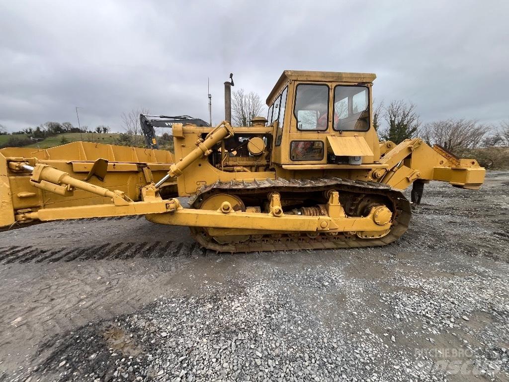 CAT D 7 Bulldozer