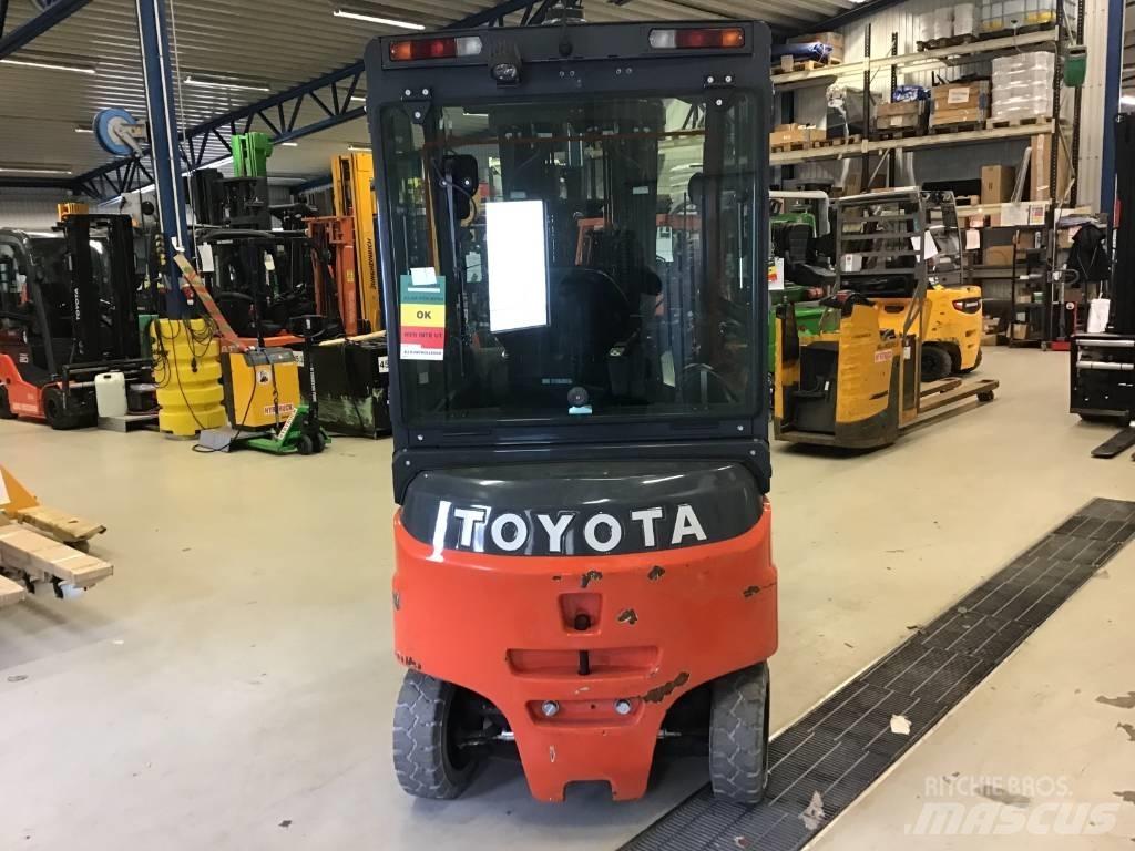Toyota 8 FB MKT 30 Elektro Stapler