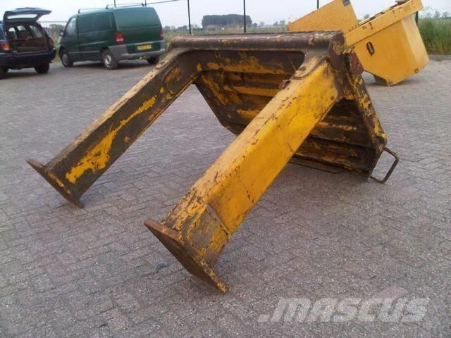 CAT 990 II Chassis