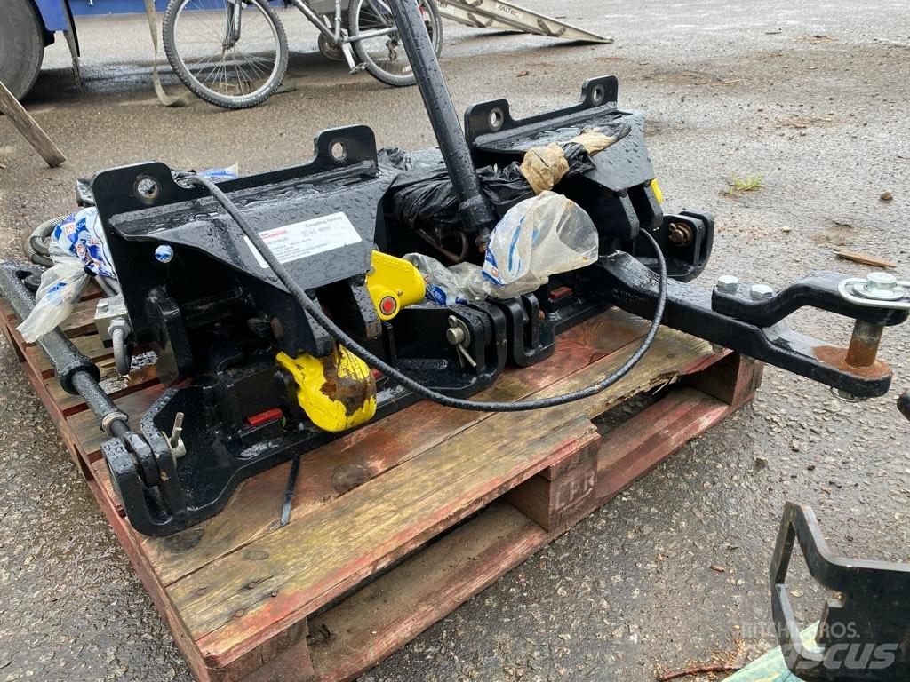 Case IH PUMA 240 CVX Fahrwerke und Gummiketten