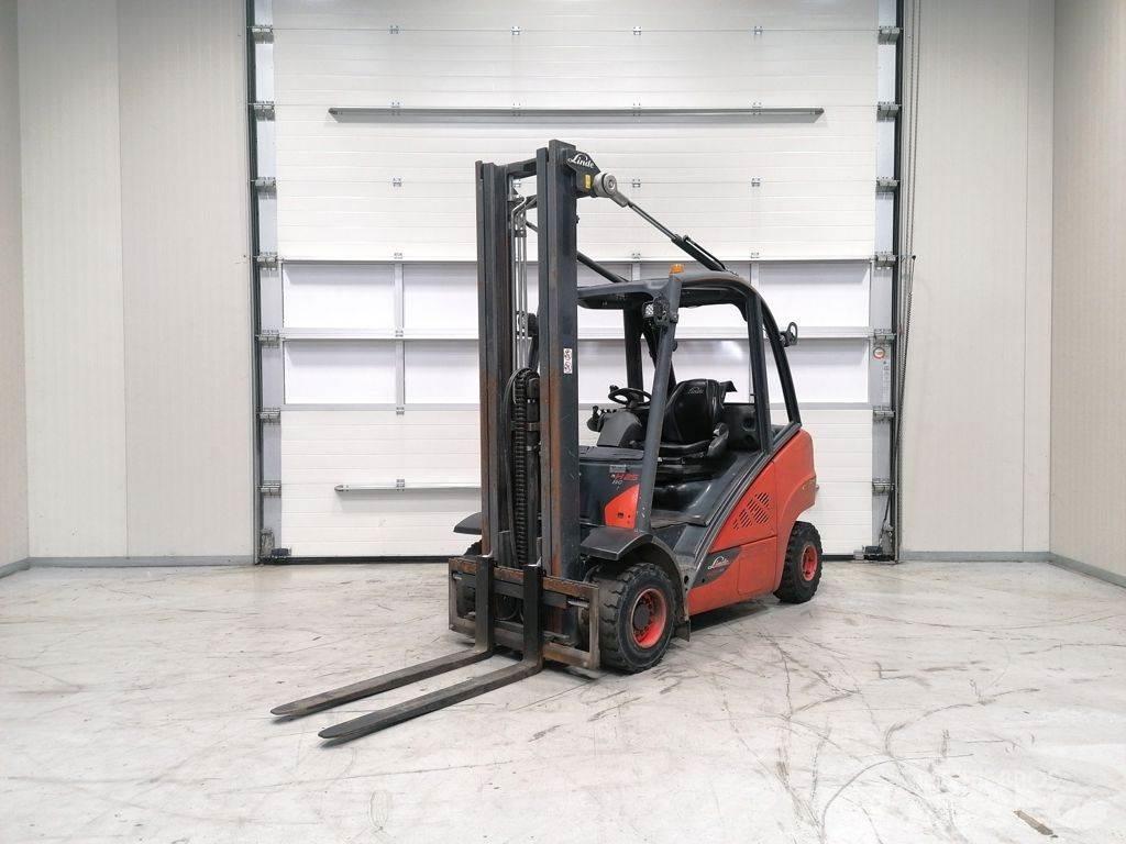 Linde H25D-02 Diesel Stapler