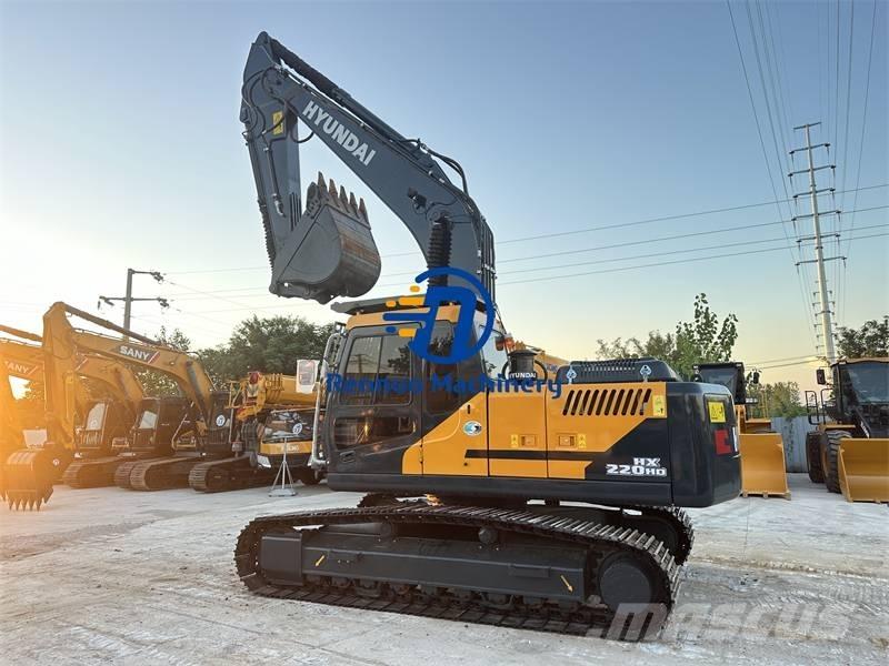 Hyundai HX220 HD Raupenbagger