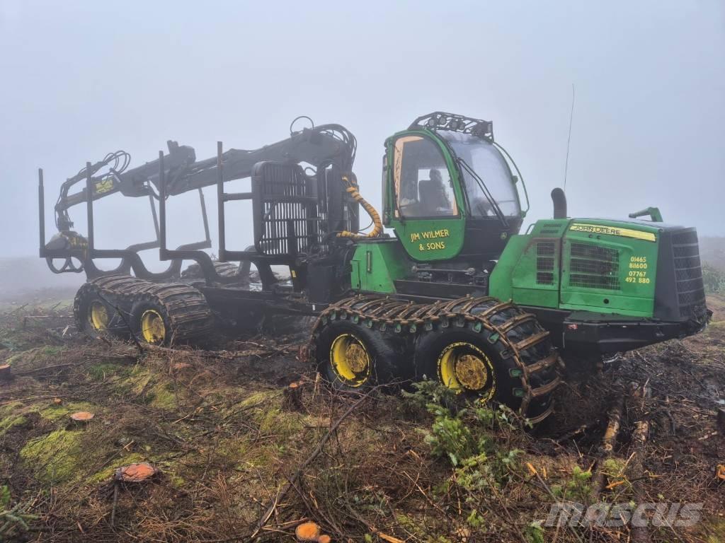 John Deere 1910 E Forwarder