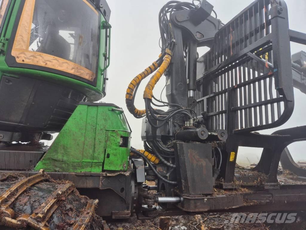 John Deere 1910 E Forwarder