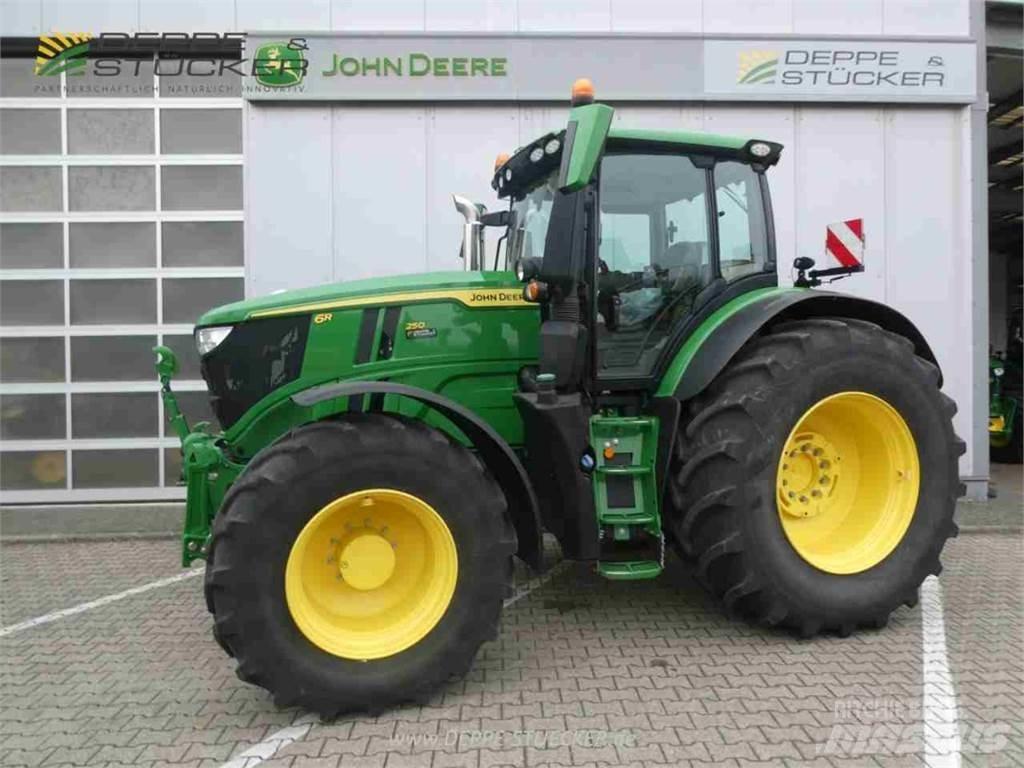John Deere 6R 250 Traktoren