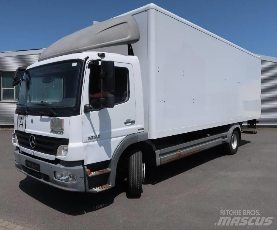 Mercedes-Benz 1222 L Kastenaufbau