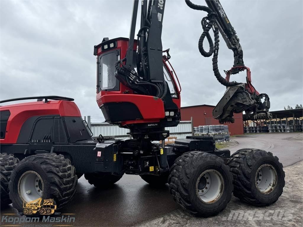 Komatsu 901XC Harvester