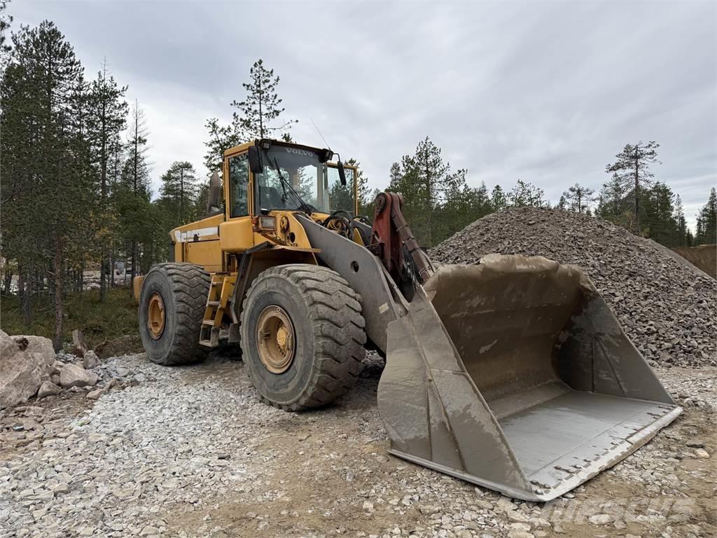 Volvo L220D Radlader