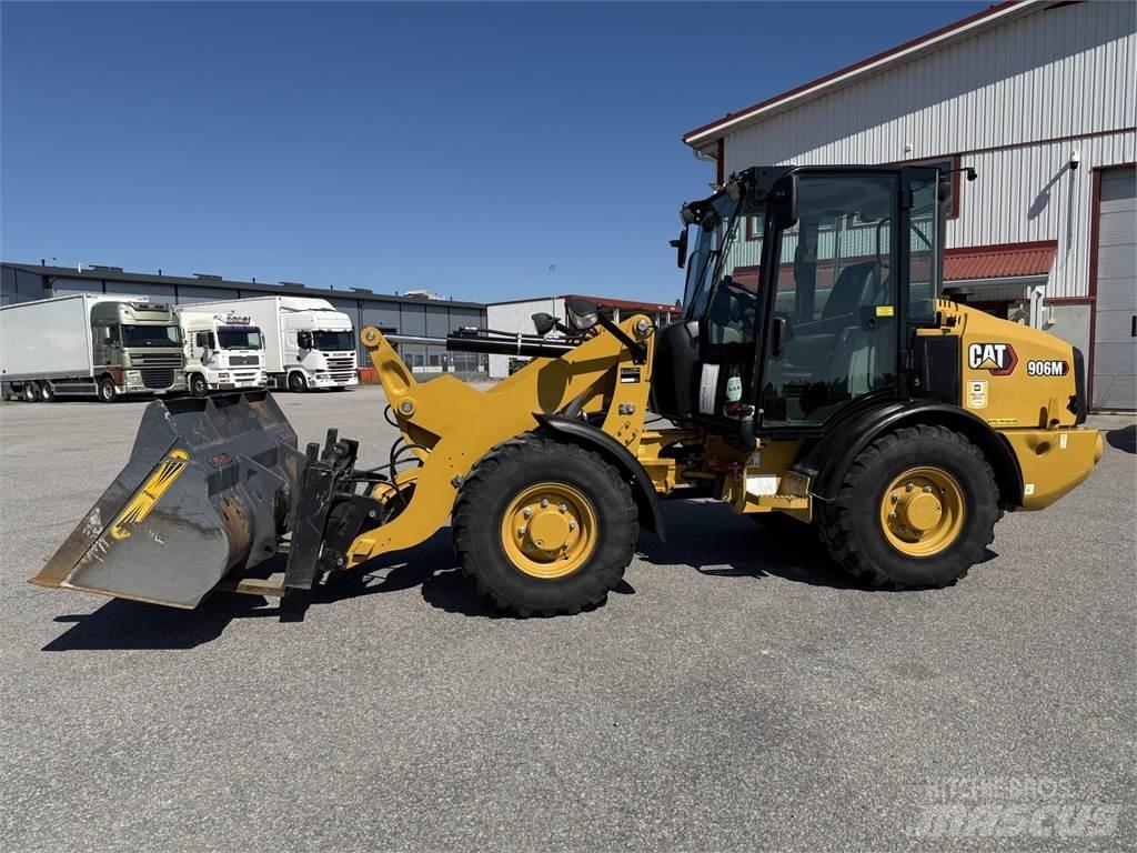 CAT 906M Radlader