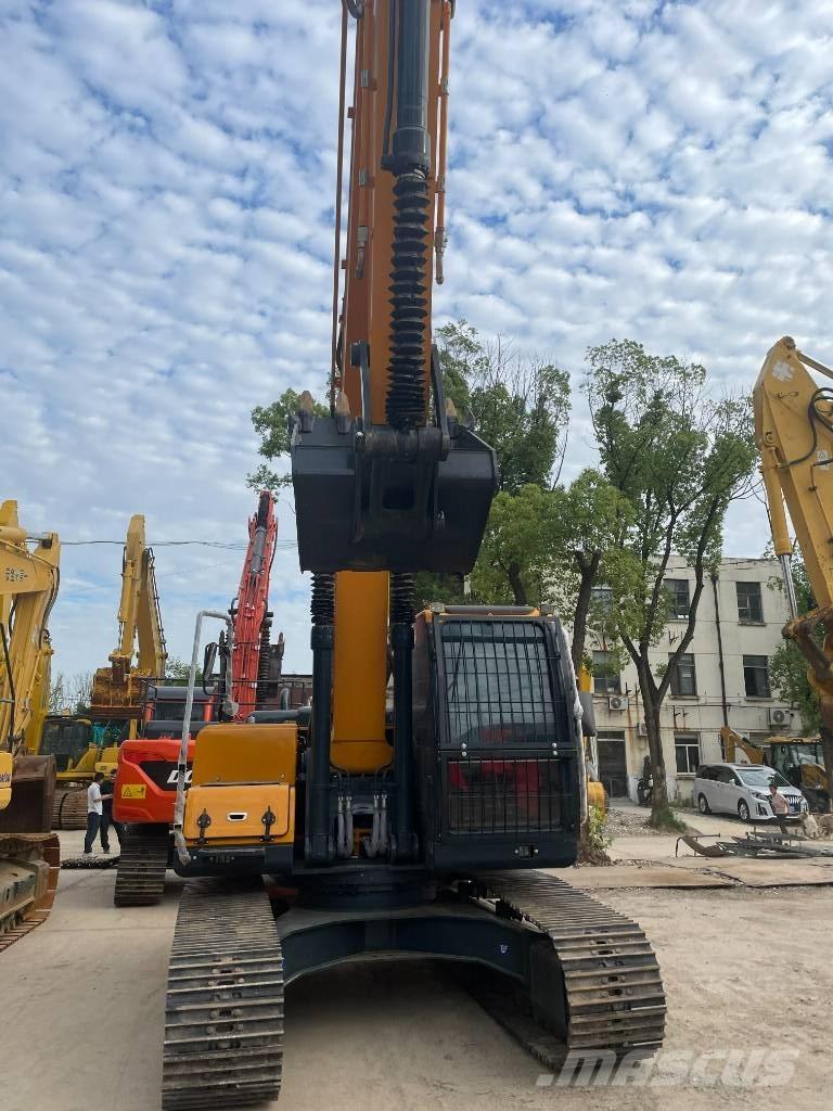 Hyundai 220LC-9S Midibagger  7t - 12t