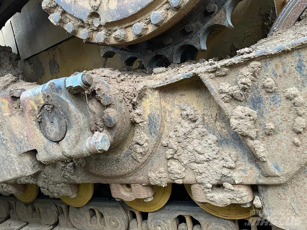 CAT D 6 T XL Bulldozer