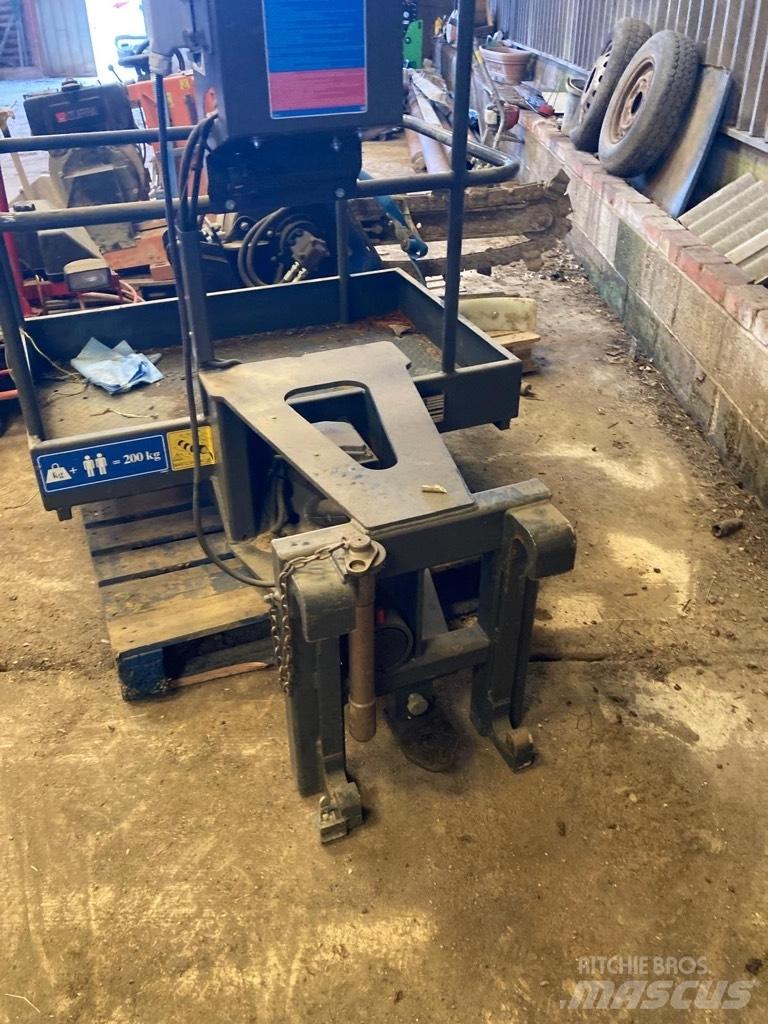 Merlo Wired Man Cage Teleskoplader