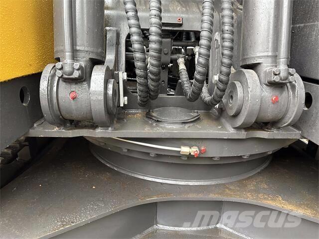 Volvo EC240 Raupenbagger