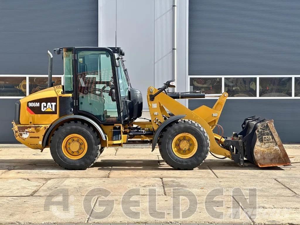 CAT 906M - NEW TYRES Radlader