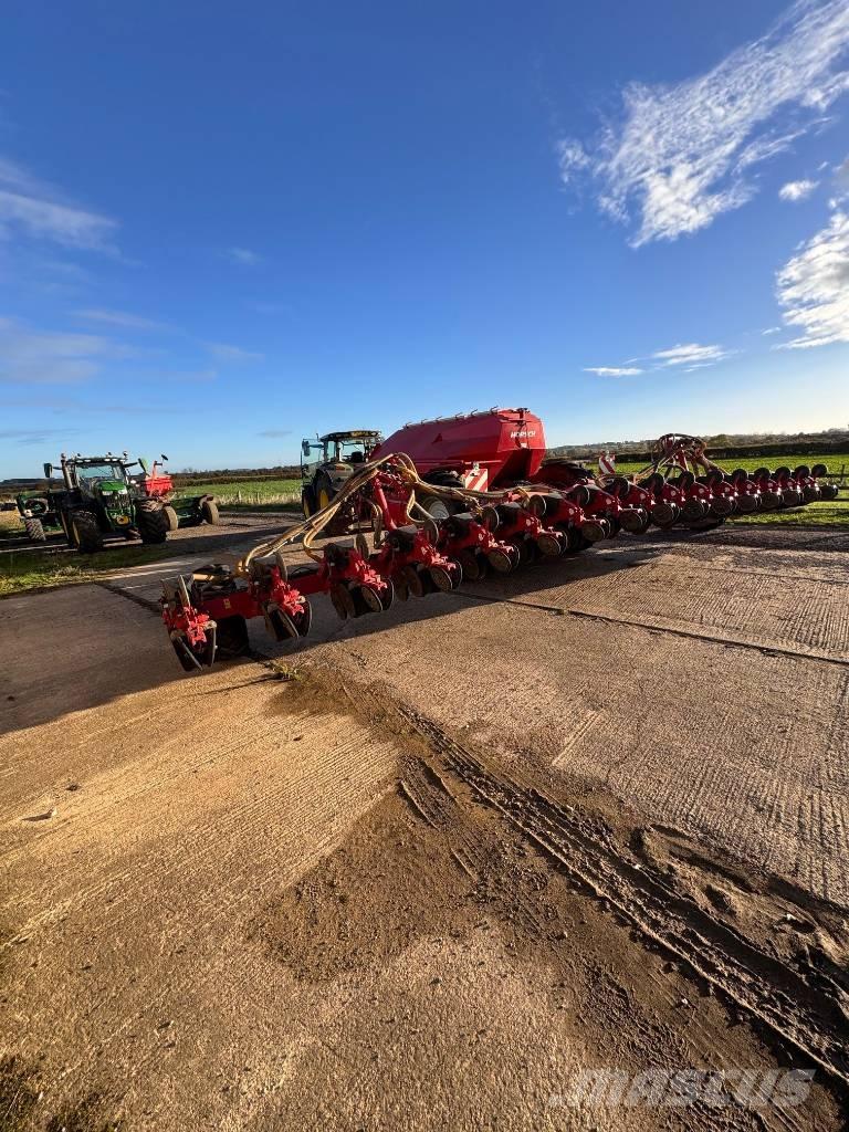 Horsch Maestro 16.75 Drillmaschinen