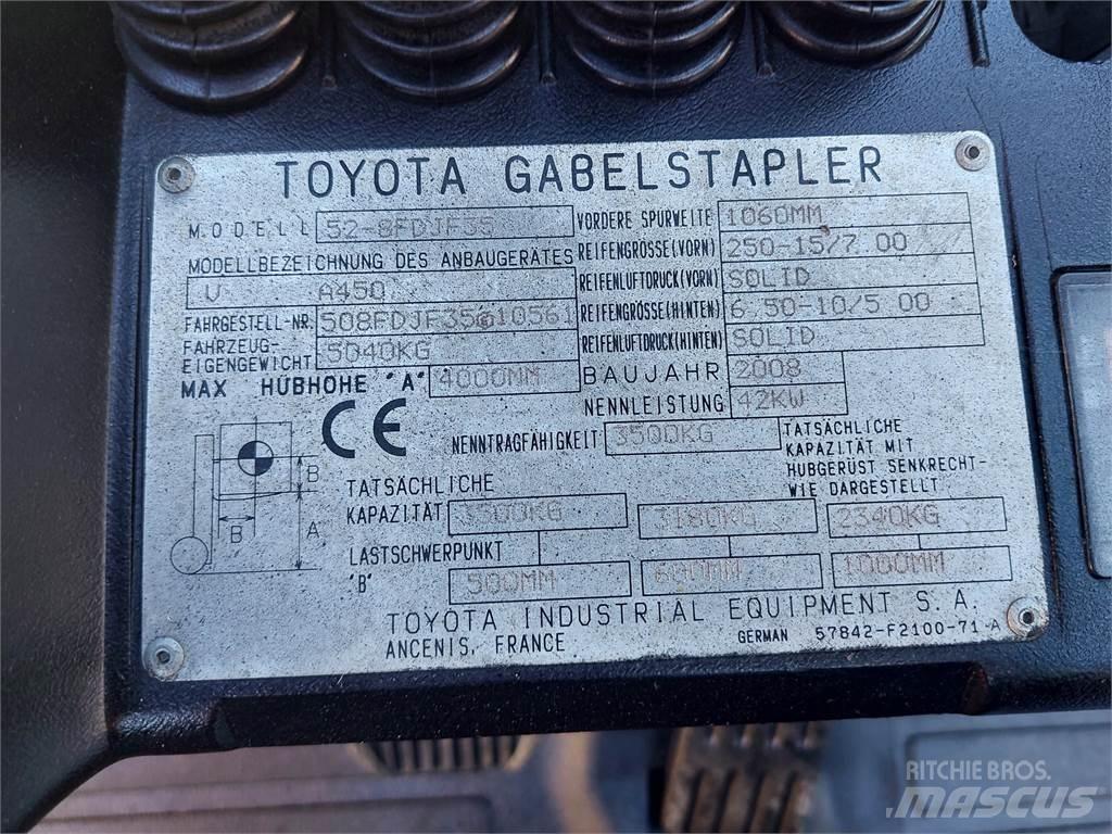 Toyota 52 8FDJF35 Diesel Stapler