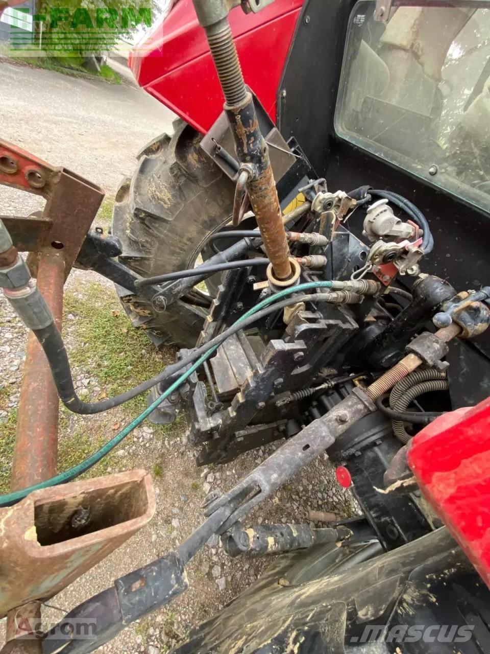 Case IH 844 a Traktoren