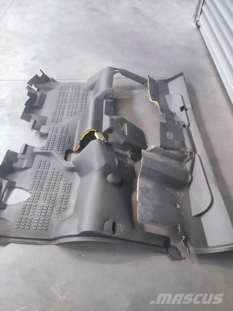 Nissan Floor Mat Kabinen