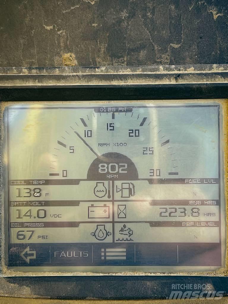 Lorain 1600M Autokrane