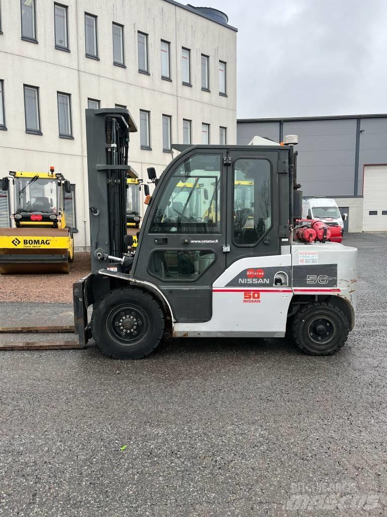 Nissan WG1F4A50Y Diesel Stapler