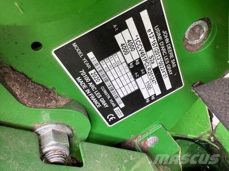 John Deere V461R Rundballenpressen
