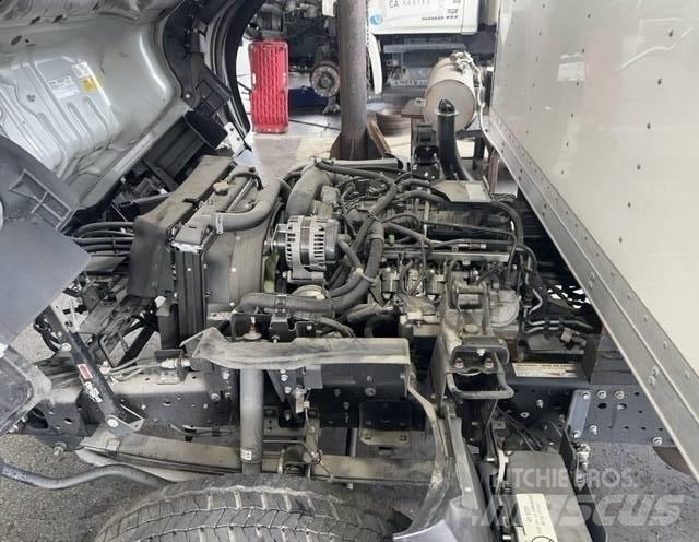 Isuzu NPR Kastenaufbau