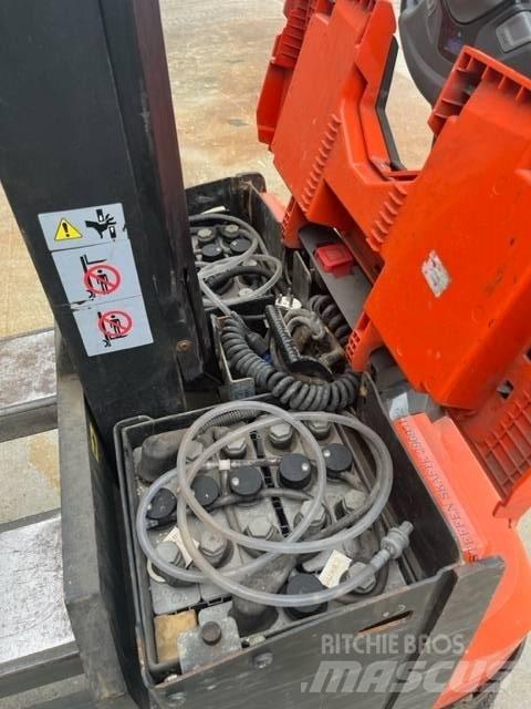 BT SWE 080 L Deichselstapler