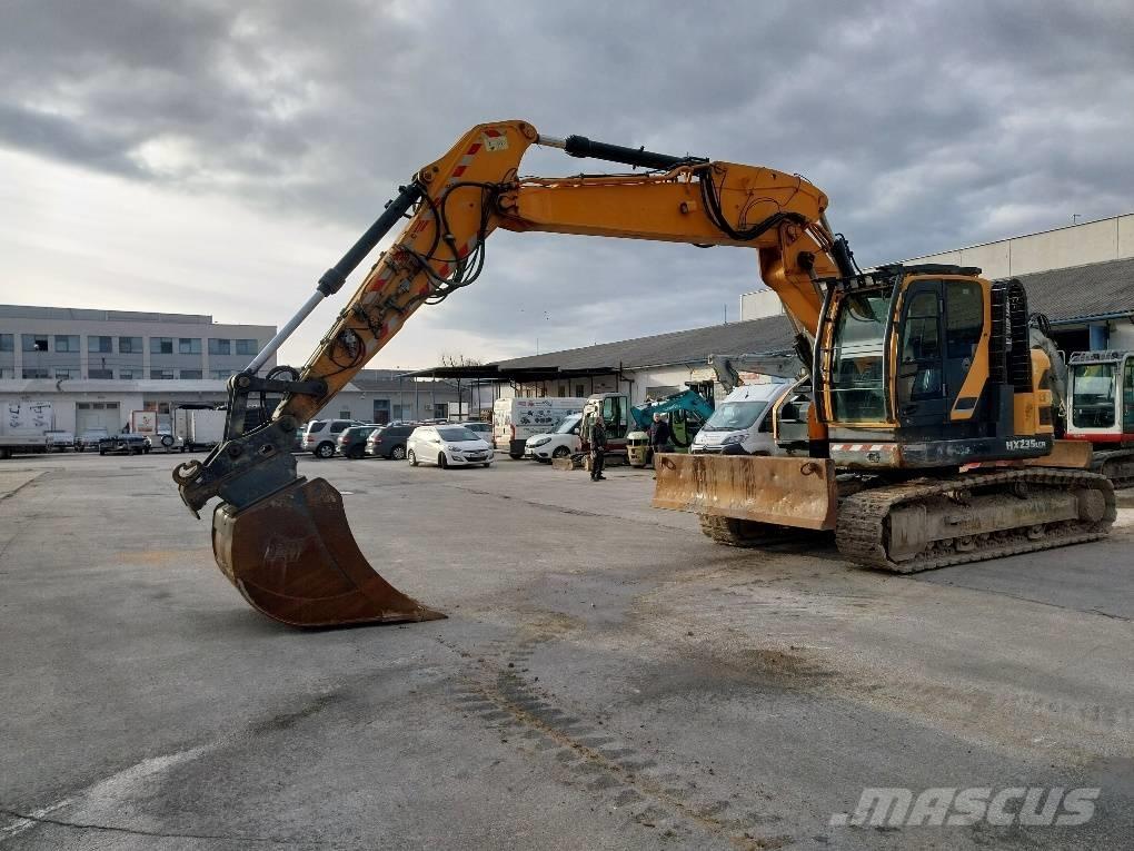 Hyundai HX 235 LCR Raupenbagger