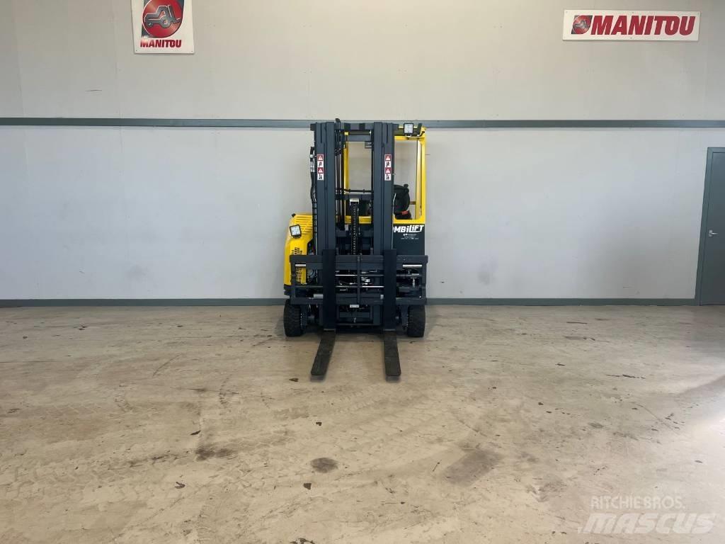 Combilift CB 3000 Diesel Stapler
