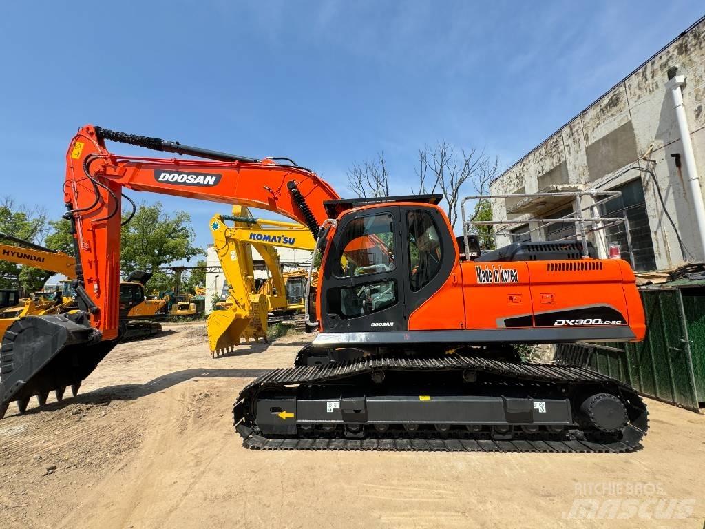 Doosan DX 300 LC-9S Raupenbagger