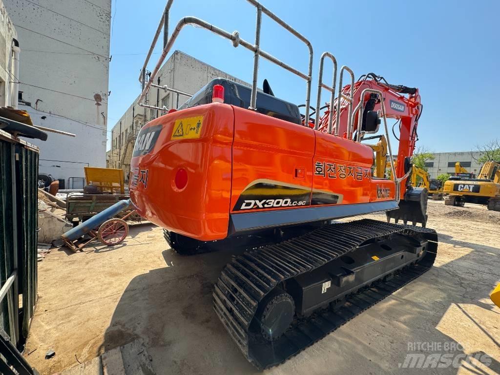 Doosan DX 300 LC-9S Raupenbagger
