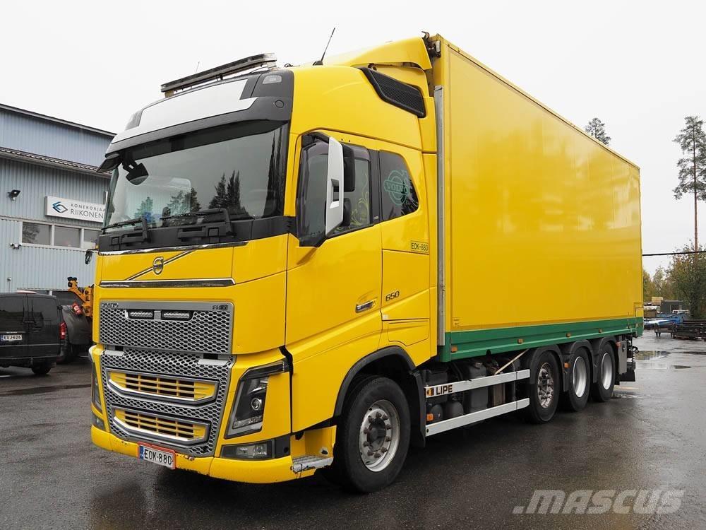 Volvo FH 16 Holztransportanhänger