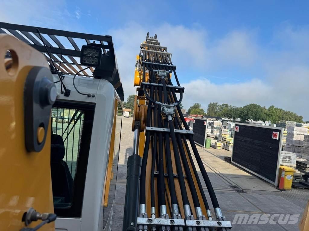 Liebherr LH 24 M Materialumschlag