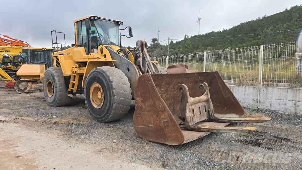Volvo L 220 F Radlader