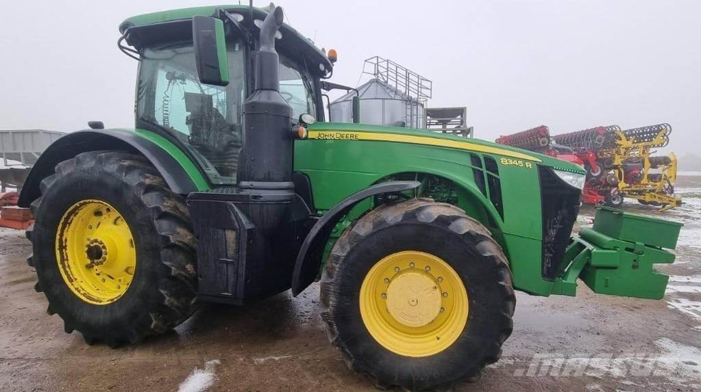 John Deere 8345R Traktoren