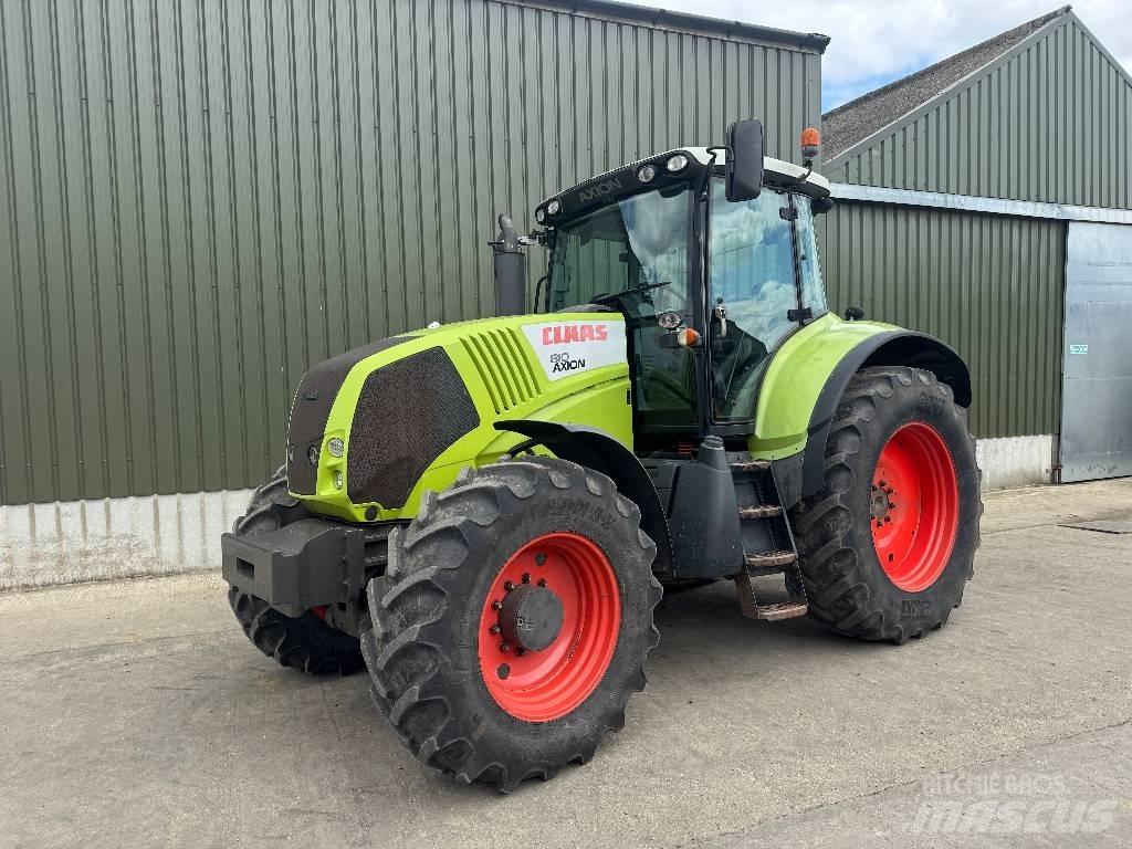 CLAAS Axion 810 Traktoren