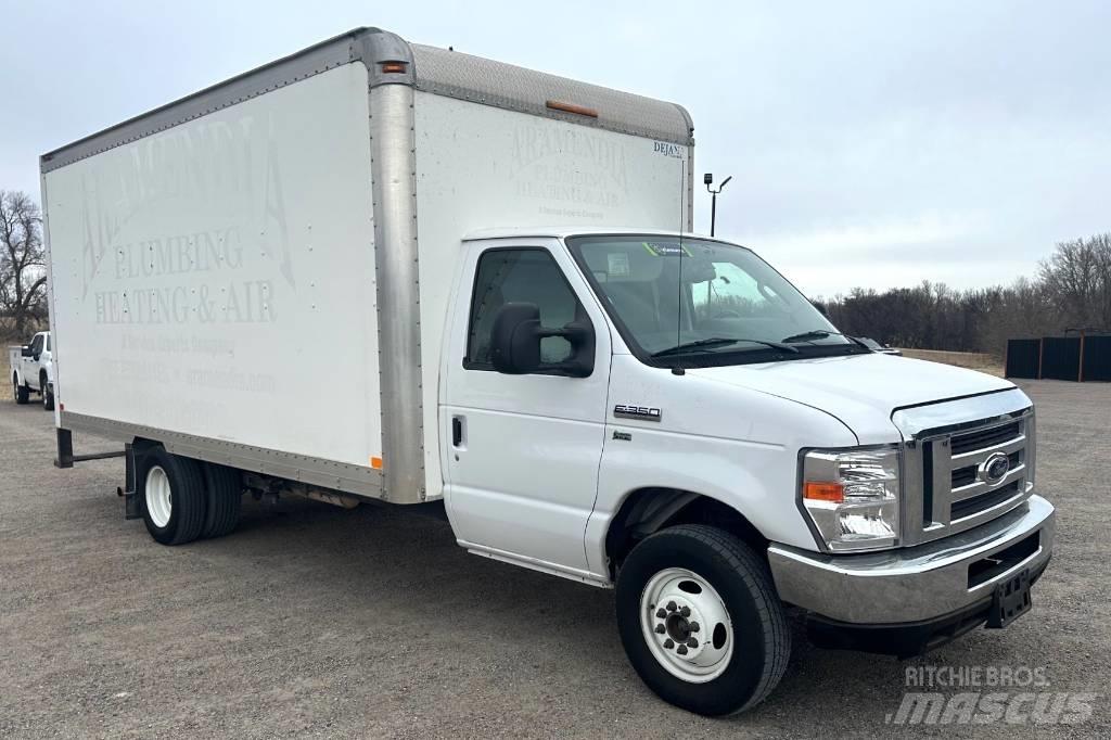Ford E 350 SD Kastenaufbau