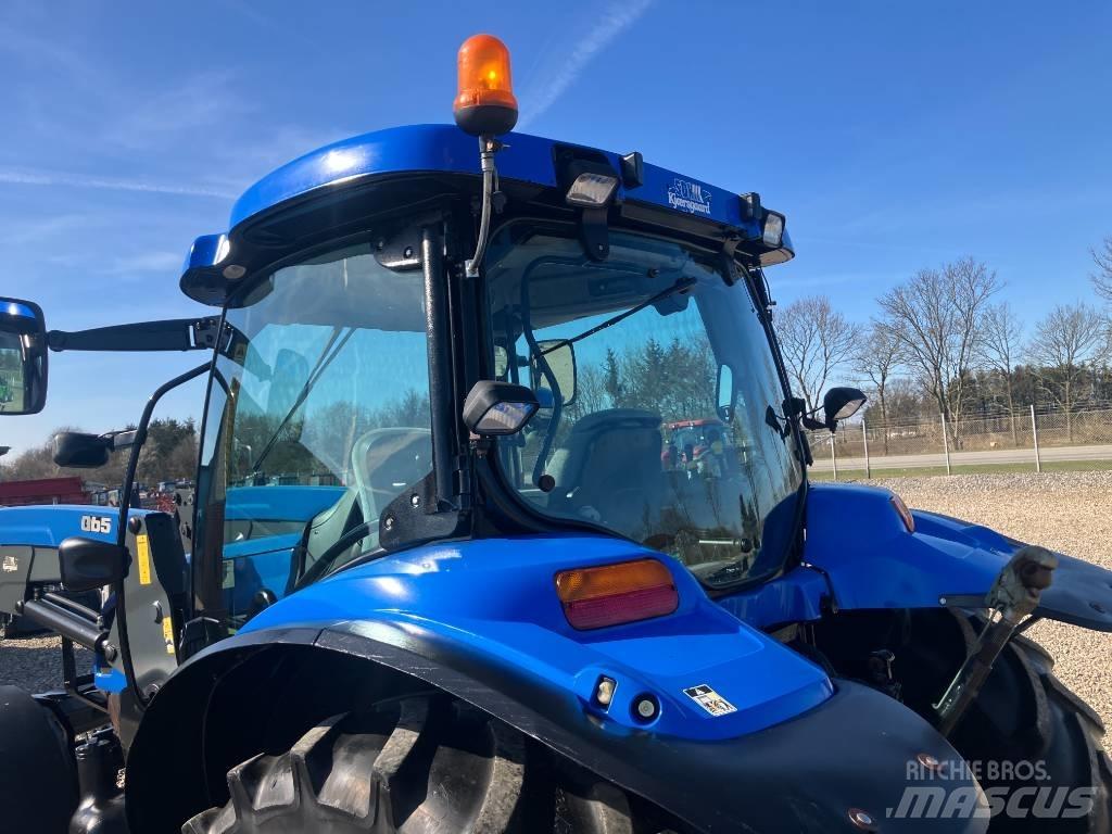 New Holland TS 115 A Traktoren