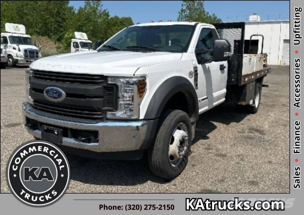 Ford F 550 XL SD Pritschenwagen/Pritschenwagen mit Seitenklappe