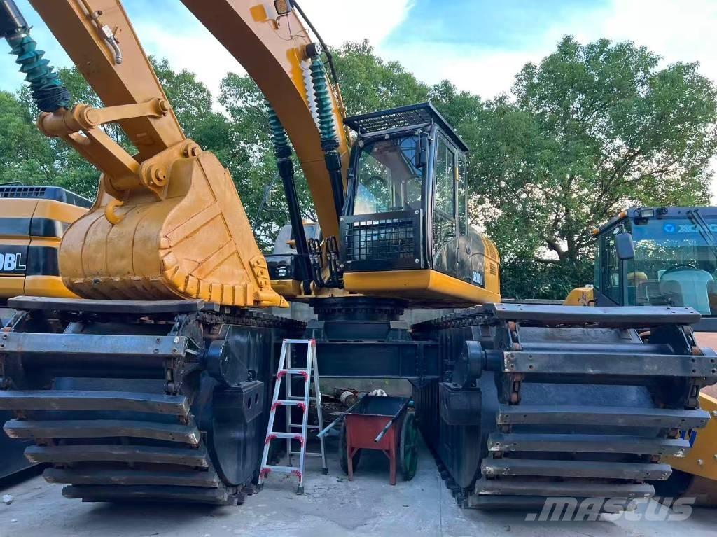 CAT 320D2 Amphibienbagger