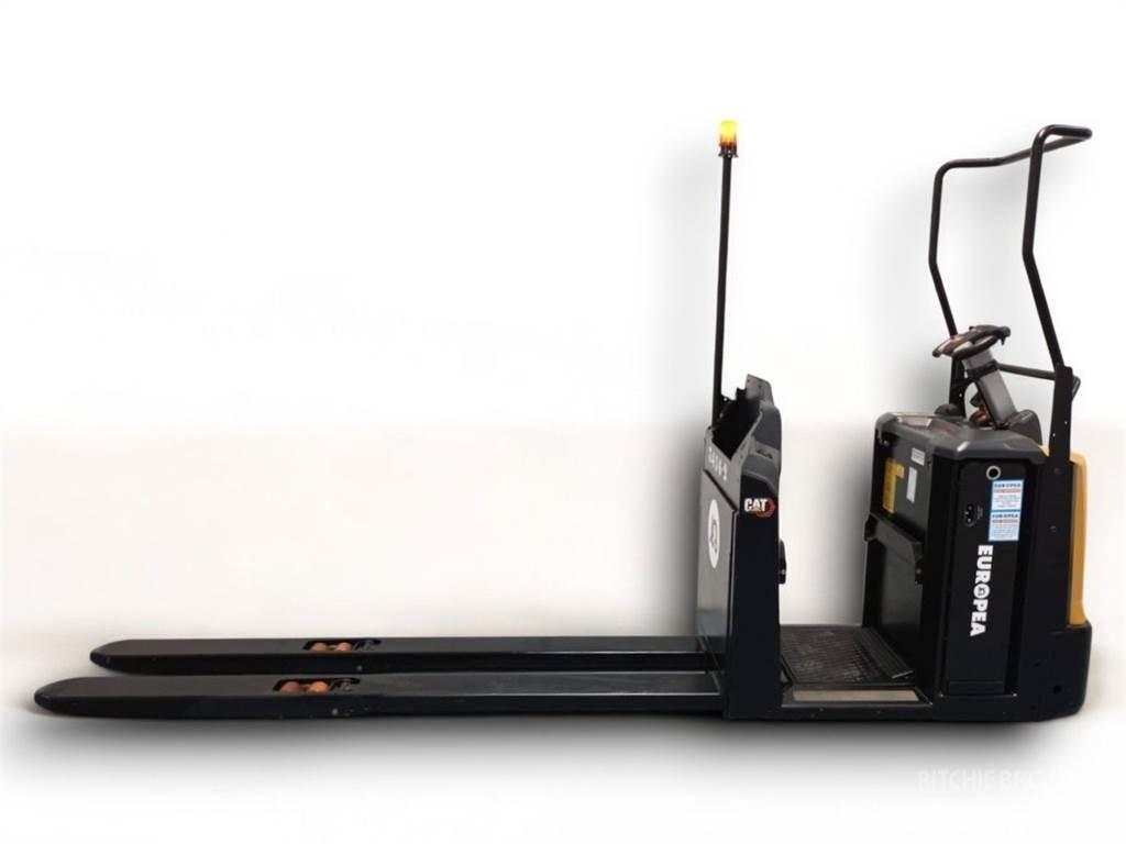 CAT NO25N2 Litio Andere Gabelstapler